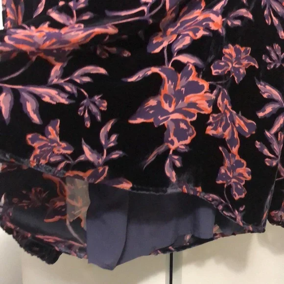 Sundance velvet top - Picture 3 of 5